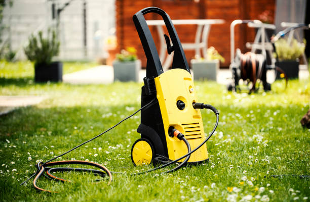 Best Sidewalk and Walkway Cleaning  in North Tustin, CA